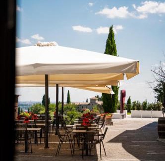 San Pietro in Cariano Hotel | Castrum Wine Relais