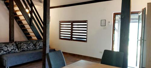 Ghioroc House | Casuta de vacanta Miniş II