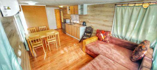 Ghioroc House | Casuta Mobila Miniş