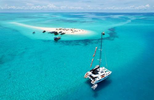 Zanzibar Town Boat Rental | Catamaran Sofia Zanzibar