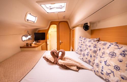 Grand-Baie Boat Rental | Catamaran Z'ile cruise