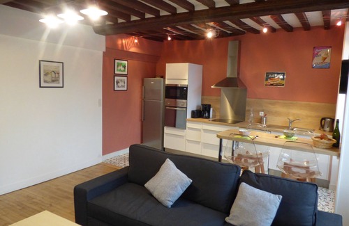Bayeux Apartment | Cathedral cottage