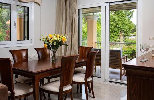 Corfu House | Catherine Luxury Holiday House close to Corfu Town