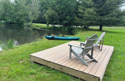 Liberty Cottage | Catskills Retreat w/pond and kayaks