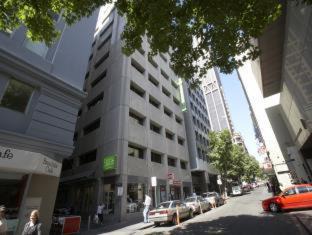 Melbourne Central Business District Hotel | Causeway 353 Hotel