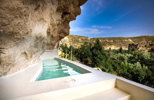 Jorquera Apartment | Cave Villa KAVERNO (Lomas de Ruvira cave hotel)