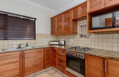 Cathkin Park Cabin | Cayley Mountain Resort