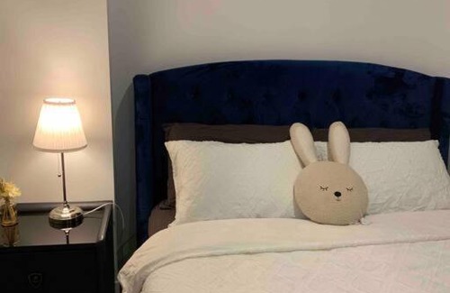 Carlton South Apartment | CBD Spacious Two Bedrooms Apartment