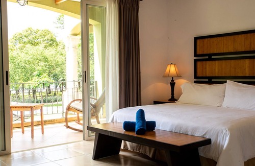 Panama Beach Hotel | CC Beach Front Papagayo All Inclusive
