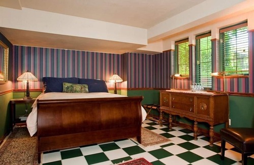 Broadway Bed & Breakfast | Cecil Bacon Manor
