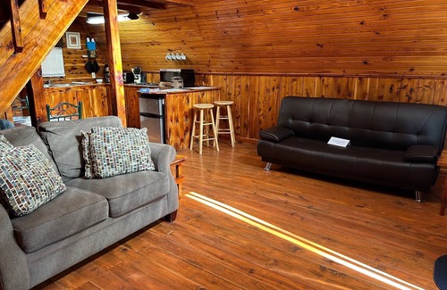 Eckerty Ski Chalet | Cedar A Frame Cabin 5 with HOT TUB on Patoka Lake in Southern Indiana