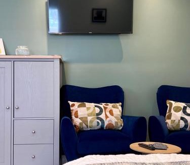 Whitby Apartment | Cedar Retreat Whitby