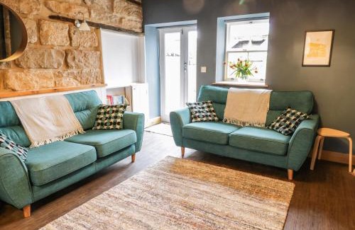 Whitby House | Cedar View