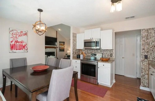 Antioch House | Cedarmont