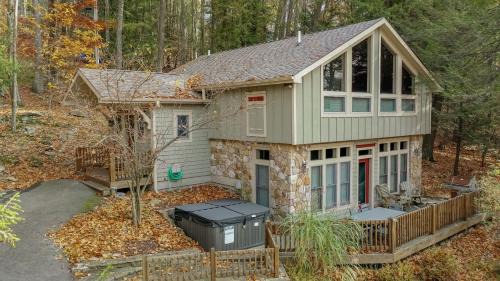 Oakland House | Cedars on the Rocks