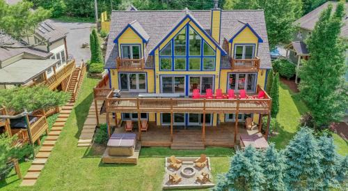 Thayerville House | Celebration at Deep Creek