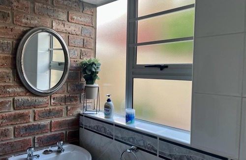 Nahoon House | Cenikma Guest Suites - Family Room 2
