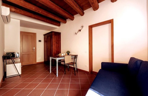 Sirolo Apartment | [★CENTER★] in square with parking, Climate & WiFi