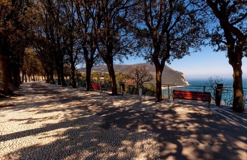 Sirolo Apartment | [★CENTER★] in square with parking, Climate & WiFi