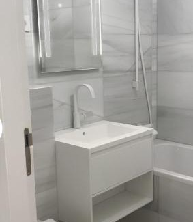 Madeleine House | Center Secured and Elegant Area in Paris