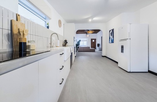 Nieuw Nederland House | Central | 8 pers | 5 min Beach | A/C | Green Egg BBQ