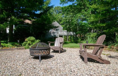 East Harwich House | Central AC Game Room & Outdoor Shower