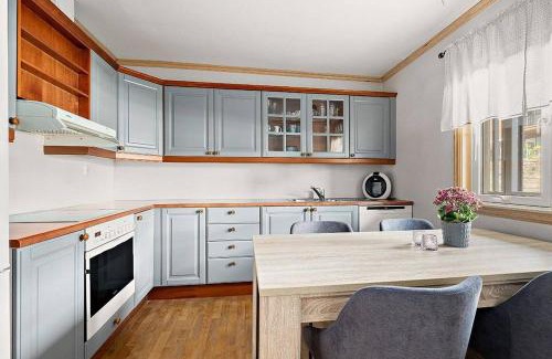 Voss Apartment | Central Apartment with a View
