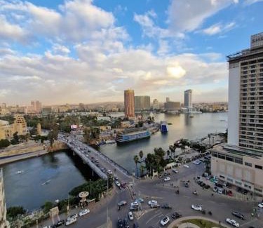 Al Duqqi Apartment | Central Apartment with a Panoramic View over Cairo