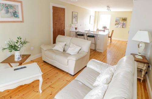 Ardara Apartment | CENTRAL ARDARA RIVERSIDE APARTMENT in Ardara, County Donegal