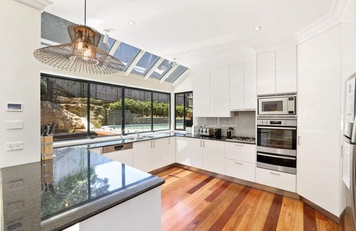 Avalon Beach House | Central Beach House