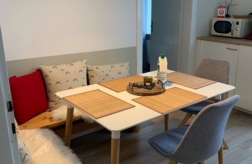 Osnabrueck Apartment | Central: Lovingly renovated 85m2 apartment in the Katharina Boardinghouse