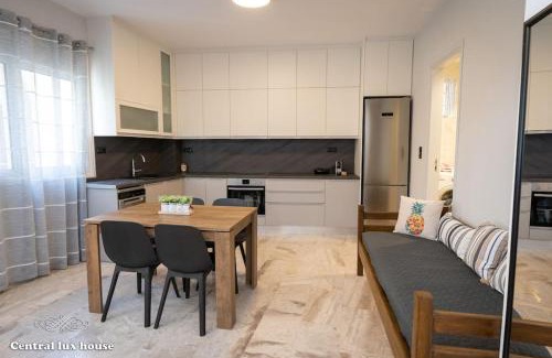 Kalamata Apartment | Central lux house