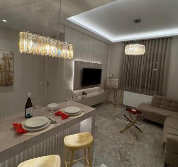 Larissa Apartment | Central Luxury Apartment Maison De Luxx A11