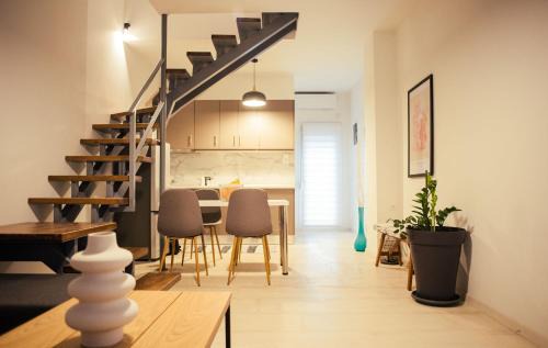 Volos City Centre Apartment | Central Maisonette