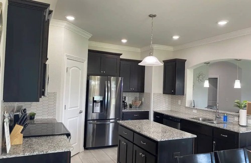 Lowell House | Central NWA-Games, Concerts, Nature and More