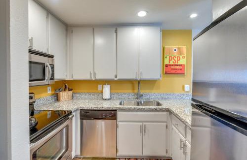 Downtown Palm Springs Apartment | Central Palm Springs Resort Condo with 2 Balconies