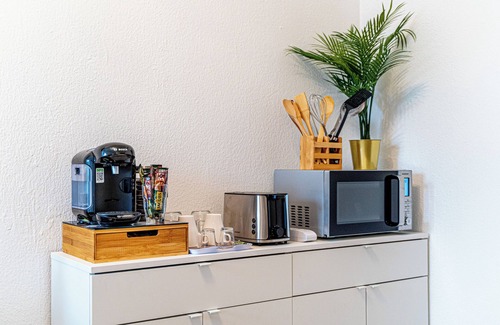 Rhein-Erft-Kreis District Apartment | Central & quiet apartment with terrace - ideal for a trip to Cologne