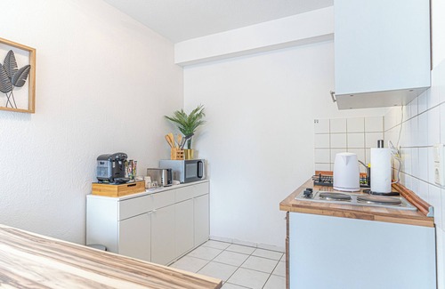 Rhein-Erft-Kreis District Apartment | Central & quiet apartment with terrace - ideal for a trip to Cologne