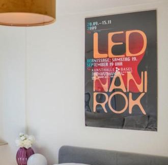 Basel Apartment | Central Studio Apartment with free BaselCard - Magritte