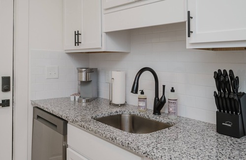 Civil Rights Historic District Condo | Central Suite E - 2 Bedrooms/King Bed/Parking