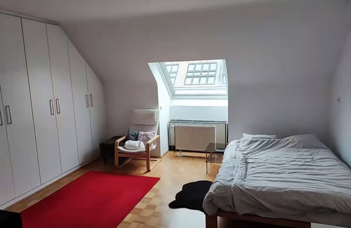 Neubau Apartment | Central Vienna Apartment - Museum district with A/C