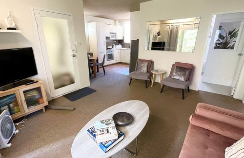 Wollongong CBD Apartment | Central Wollongong Apartment (2 bedrooms)