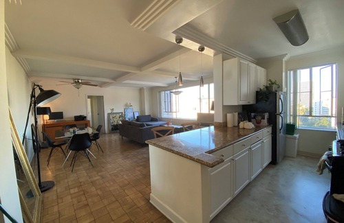 La Brea Apartment | Centrally located apartment. Gated community.