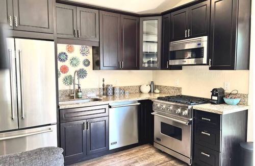 Glen Ellen Cottage | Centrally Located Luxury Wine Country Retreat - 30 Day Rental