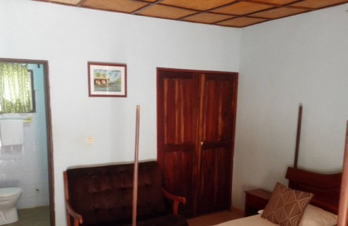 Abomey-Calavi Hotel | Centre AYIFA Hôtel