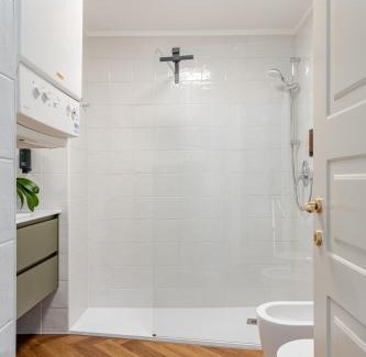 Trieste Old Town Apartment | Centro Storico in Piazza Unità Moderno WiFi AC Casa Vacanze Trieste
