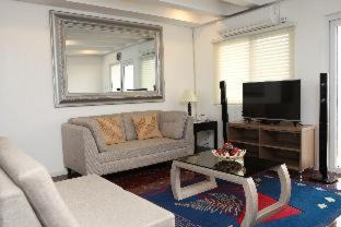Los Banos Hotel | Centtro Residences