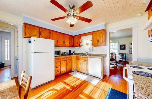 Hebron House | Century-old home with fenced yard, great front porch & small-town charm