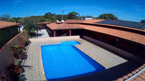 Aracariguama House | Chácara Bella Vida com Piscina Churrasqueira Salão de Festas Fogão a Lenha Quadra