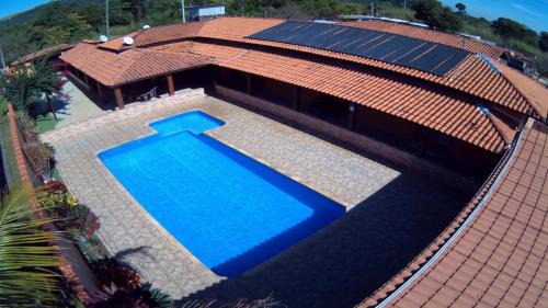 Aracariguama House | Chácara Bella Vida com Piscina Churrasqueira Salão de Festas Fogão a Lenha Quadra
